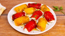 tuna-stuffed bell pepper rolls