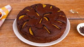 peach cocoa cake