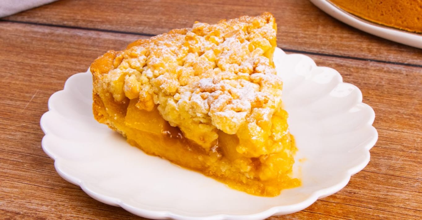 peach crumble cake