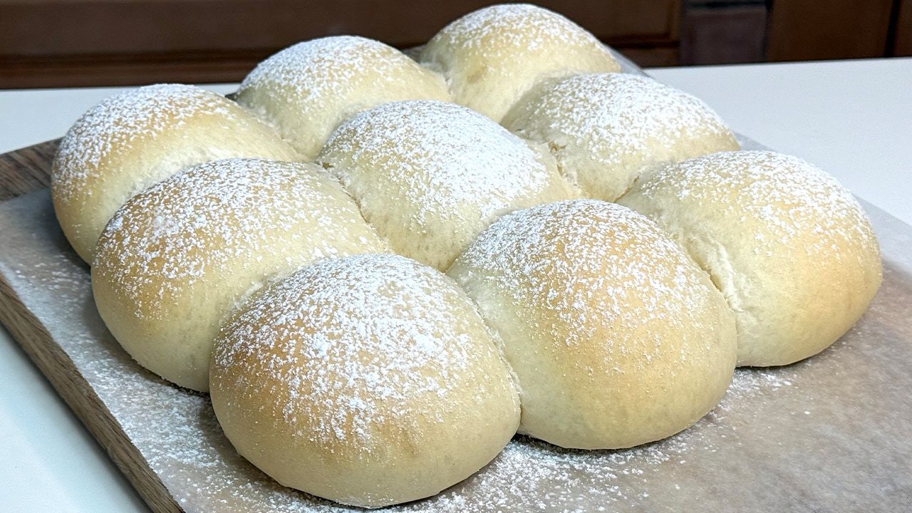 Lumpy Buns Fluffy Buns Recipe: Soft, Buttery, and Made with Cream